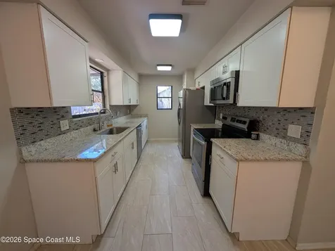 252 Emerson Drive NW Palm Bay FL 32907