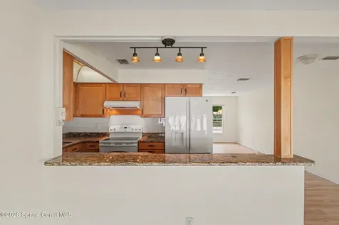1714 Hudson Circle N Melbourne FL 32935