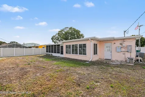 1714 Hudson Circle N Melbourne FL 32935