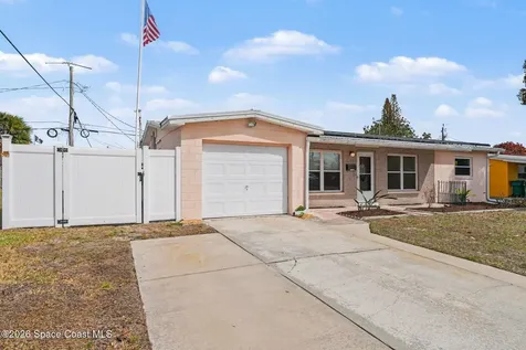 1714 Hudson Circle N Melbourne FL 32935