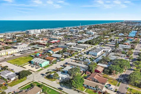 162 & 164 Woodland Avenue Cocoa Beach FL 32931
