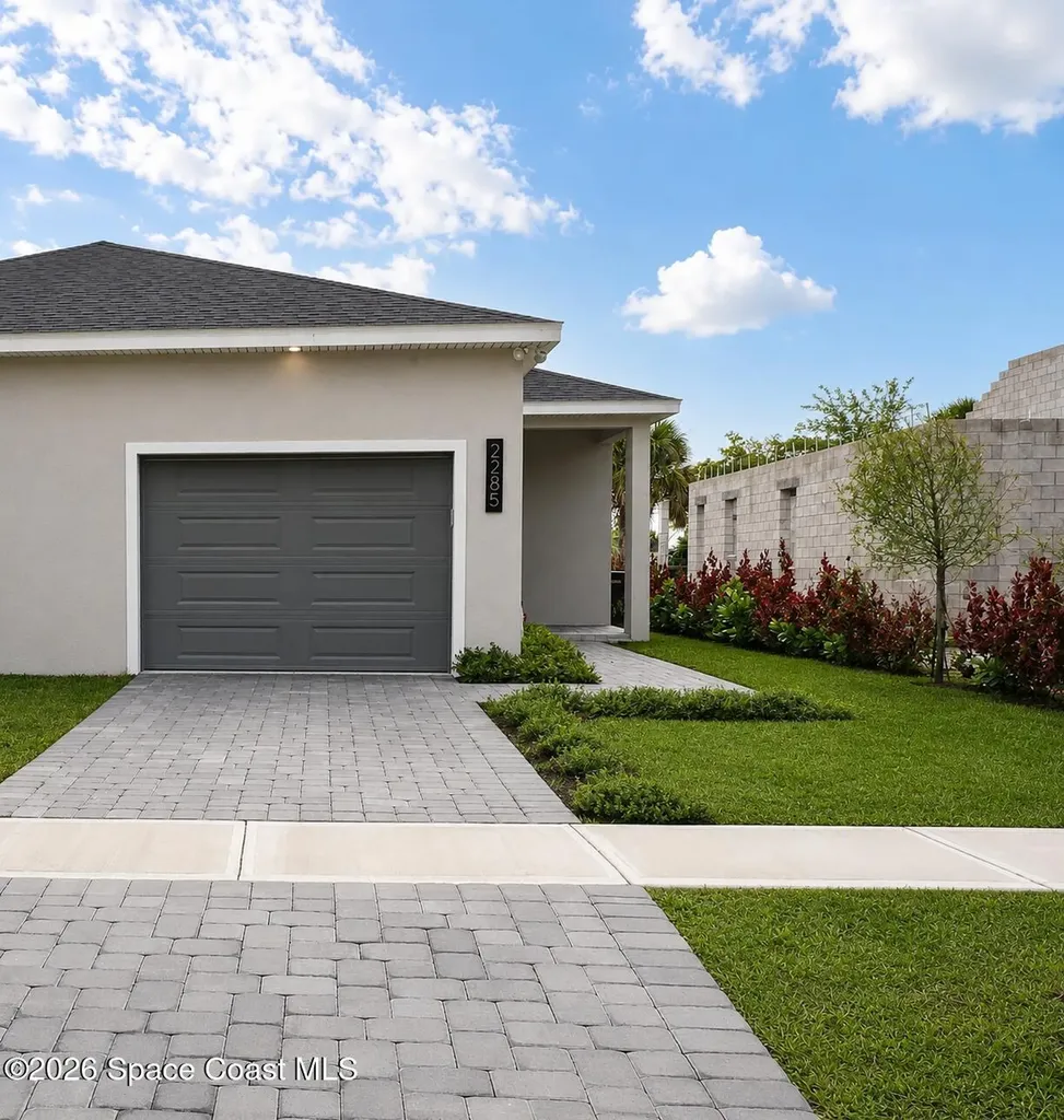2285 Highland Avenue Melbourne FL 32935