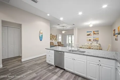 406 Pineapple Square SW Vero Beach FL 32962