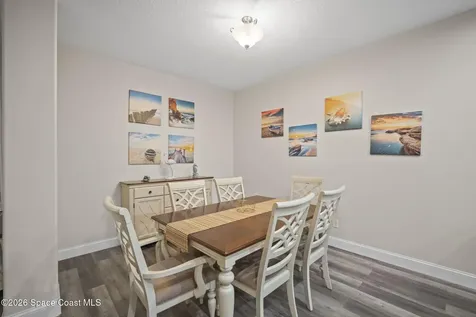 406 Pineapple Square SW Vero Beach FL 32962