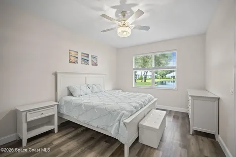 406 Pineapple Square SW Vero Beach FL 32962