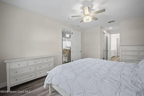 406 Pineapple Square SW Vero Beach FL 32962