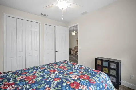406 Pineapple Square SW Vero Beach FL 32962