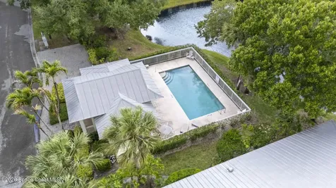 406 Pineapple Square SW Vero Beach FL 32962
