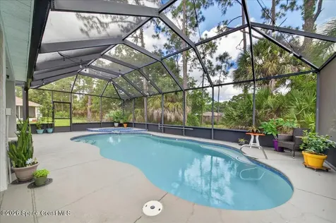 1604 La Maderia Drive Palm Bay FL 32908