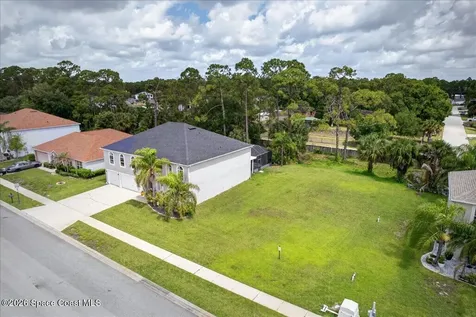 1604 La Maderia Drive Palm Bay FL 32908