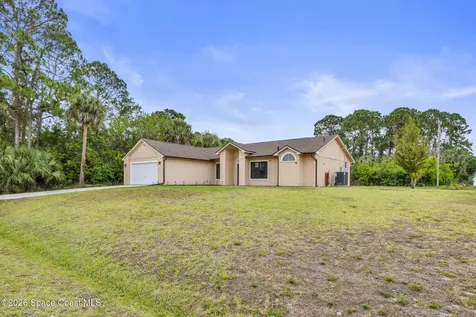 398 Falls Church Street SW Palm Bay FL 32908