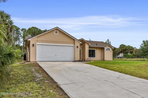 398 Falls Church Street SW Palm Bay FL 32908