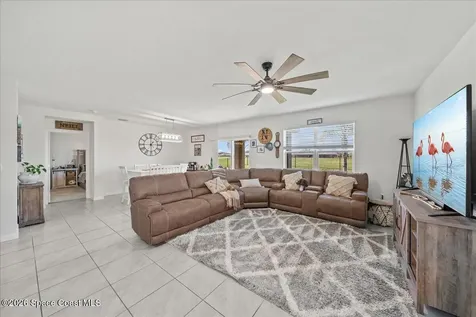 3250 Burrowing Owl Drive Mims FL 32754
