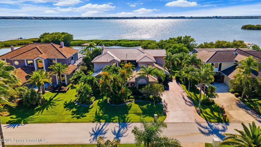 484 Lanternback Island Drive Satellite Beach FL 32937
