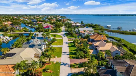 484 Lanternback Island Drive Satellite Beach FL 32937