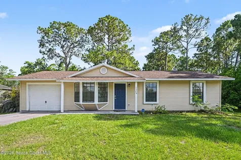 1328 Union Street SE Palm Bay FL 32909