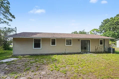 1328 Union Street SE Palm Bay FL 32909
