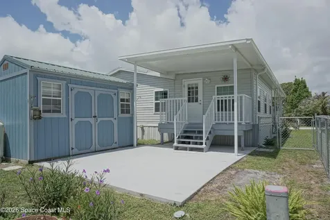 1819 Seagrape Street NE Palm Bay FL 32905