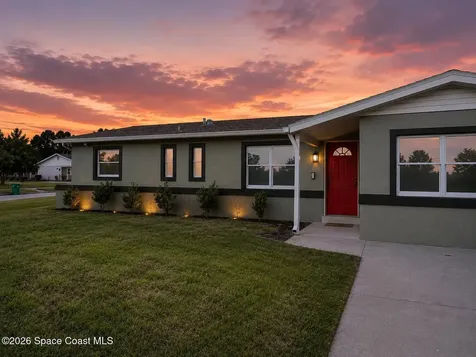 2013 Glendale Boulevard Mims FL 32754