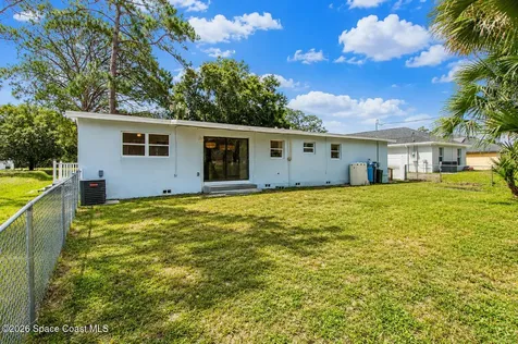 965 Palo Alto Street SE Palm Bay FL 32909