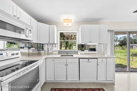 965 Palo Alto Street SE Palm Bay FL 32909