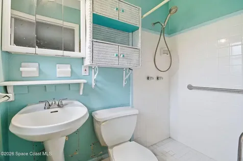 1857 Glenwood Drive Melbourne FL 32935
