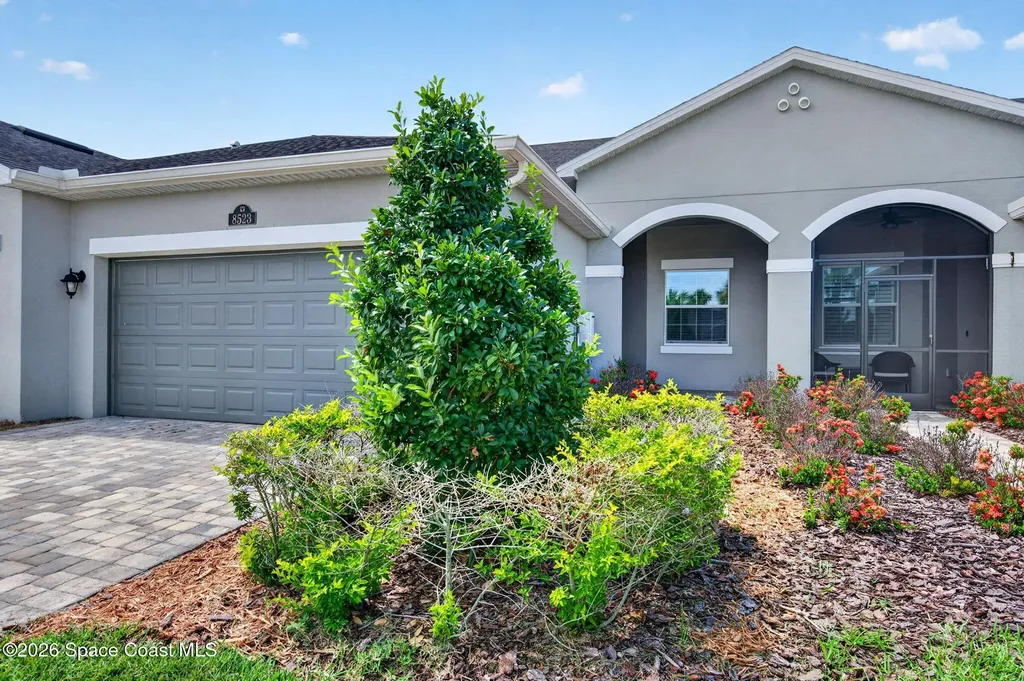 8523 Loren Cove Drive Melbourne FL 32940