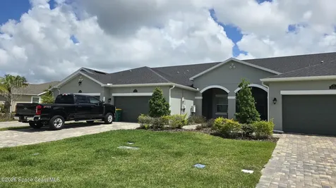 8523 Loren Cove Drive Melbourne FL 32940