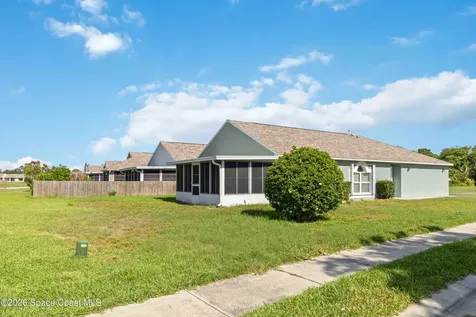 2126 Redwood Circle NE Palm Bay FL 32905