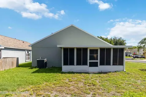 2126 Redwood Circle NE Palm Bay FL 32905