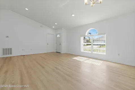 2126 Redwood Circle NE Palm Bay FL 32905