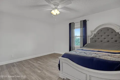 1010 Pine Tree Drive Indian Harbour Beach FL 32937