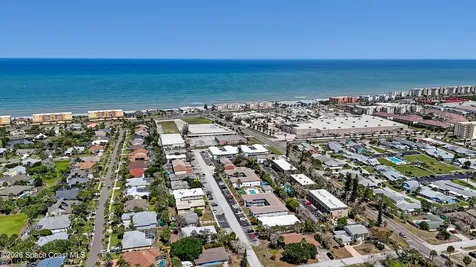 1010 Pine Tree Drive Indian Harbour Beach FL 32937