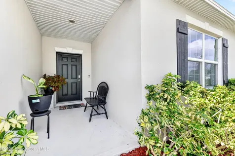 180 Dolphin Street SE Palm Bay FL 32909