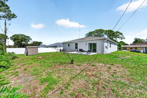 180 Dolphin Street SE Palm Bay FL 32909