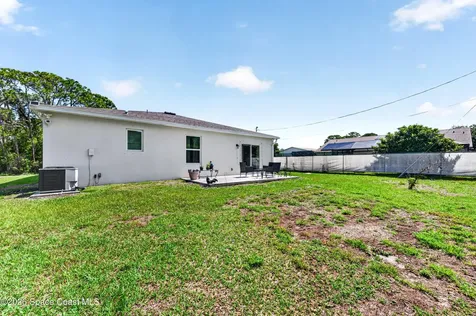 180 Dolphin Street SE Palm Bay FL 32909