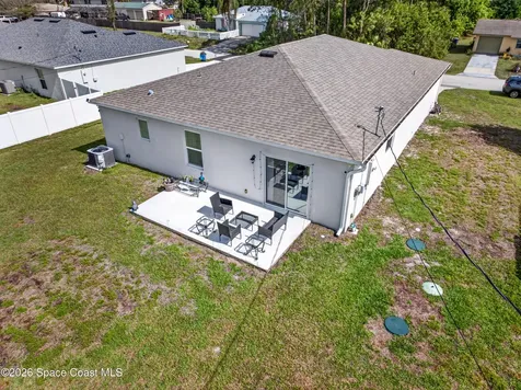 180 Dolphin Street SE Palm Bay FL 32909