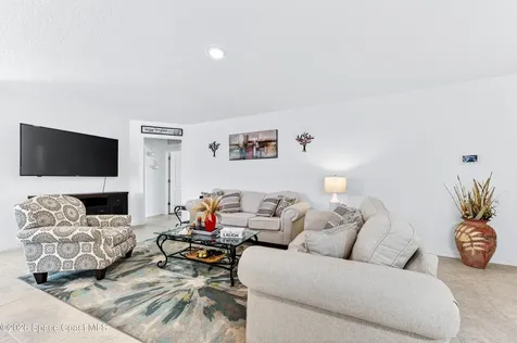 180 Dolphin Street SE Palm Bay FL 32909