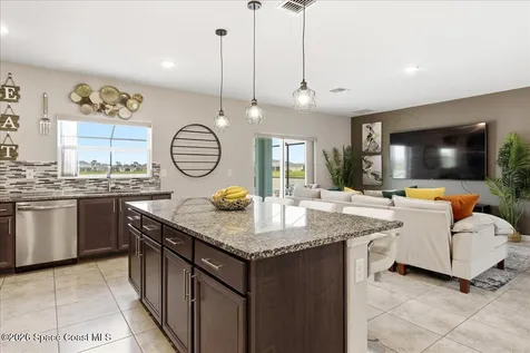 2593 Pinwherry Street NW Palm Bay FL 32907