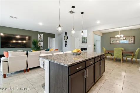 2593 Pinwherry Street NW Palm Bay FL 32907