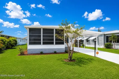 1005 Thrush Circle Barefoot Bay FL 32976