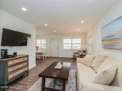 76 Royal Oak Drive Vero Beach FL 32962