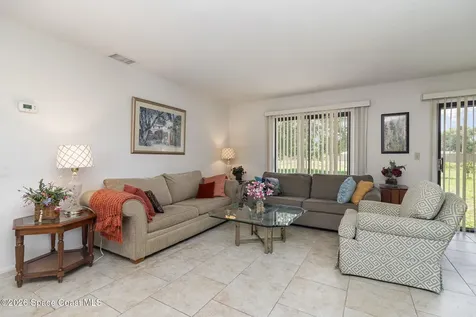 800 Starland Street SE Palm Bay FL 32909