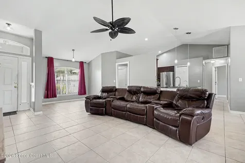 706 Samuel Chase Lane Melbourne FL 32904