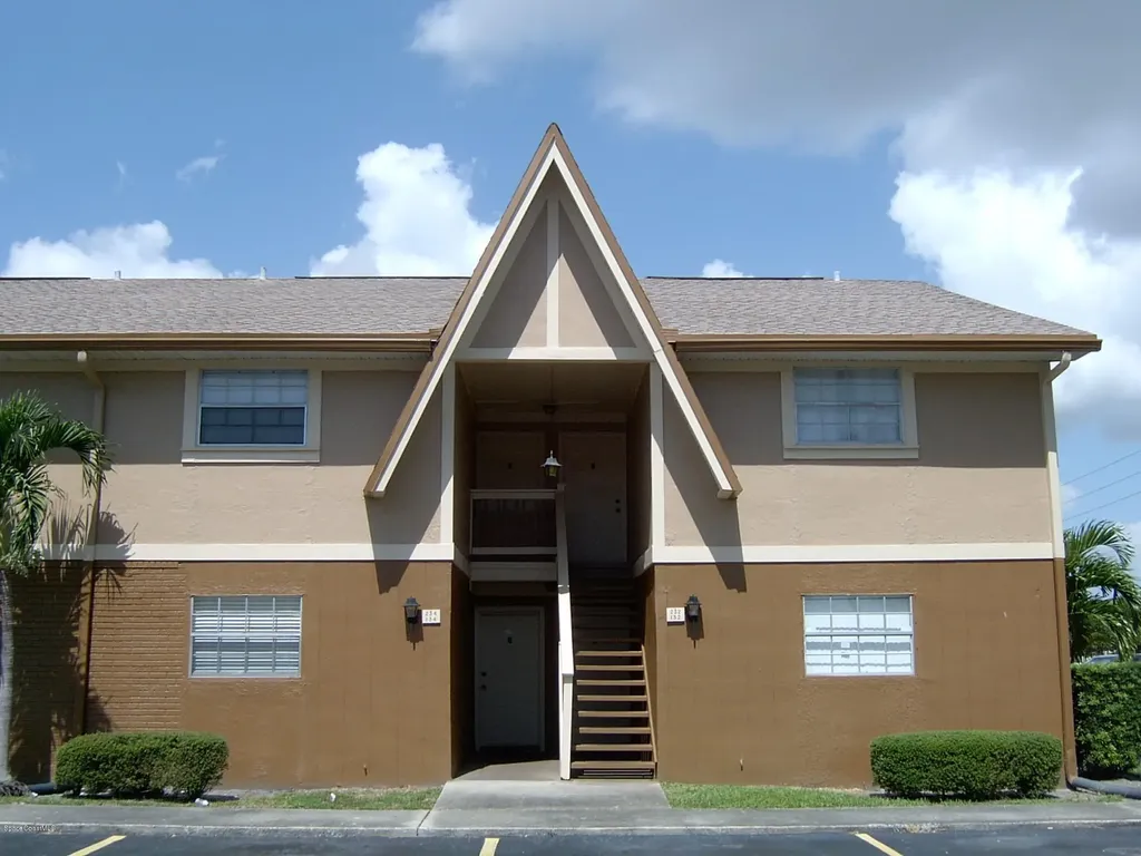 133 Bristol Court Melbourne FL 32935
