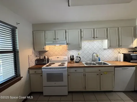 201 International Drive Cape Canaveral FL 32920