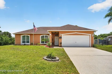 2020 Thisbe Avenue SE Palm Bay FL 32909