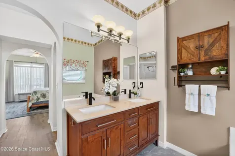 2020 Thisbe Avenue SE Palm Bay FL 32909