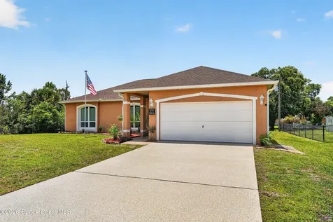 2020 Thisbe Avenue SE Palm Bay FL 32909