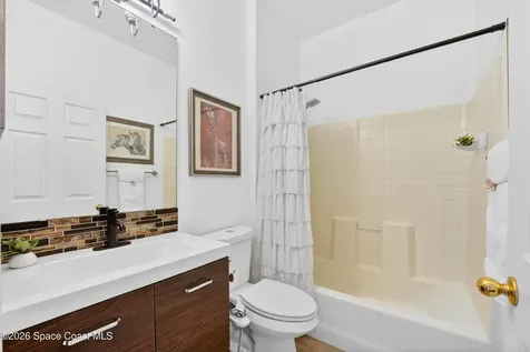 2020 Thisbe Avenue SE Palm Bay FL 32909